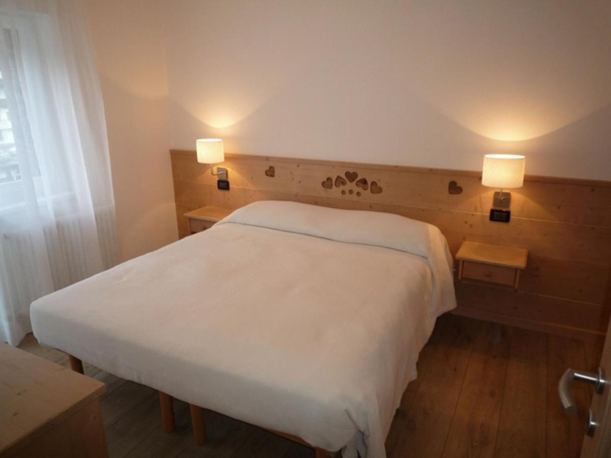 Stella Alpina Apartman Campitello di Fassa Kültér fotó
