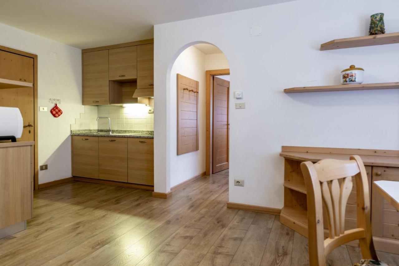 Stella Alpina Apartman Campitello di Fassa Kültér fotó