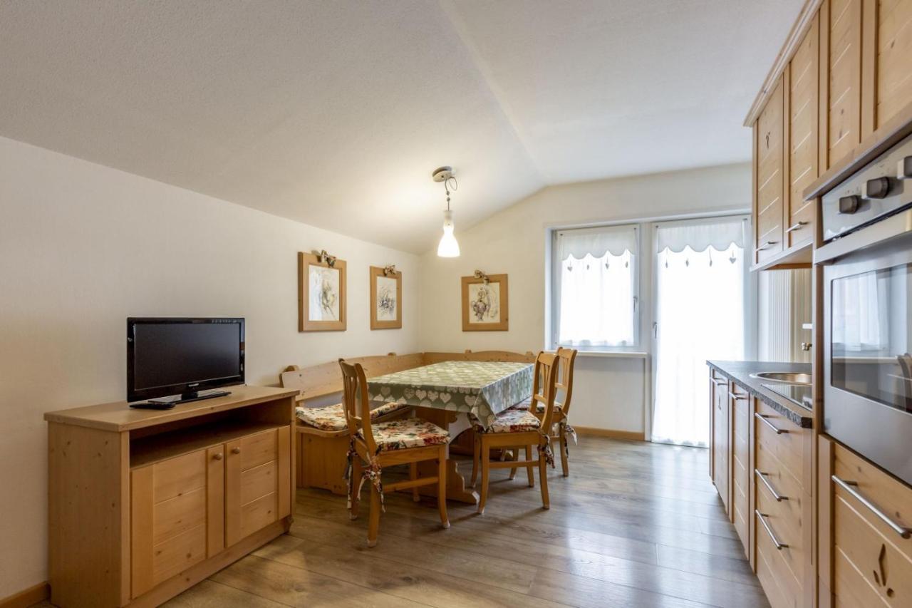 Stella Alpina Apartman Campitello di Fassa Kültér fotó