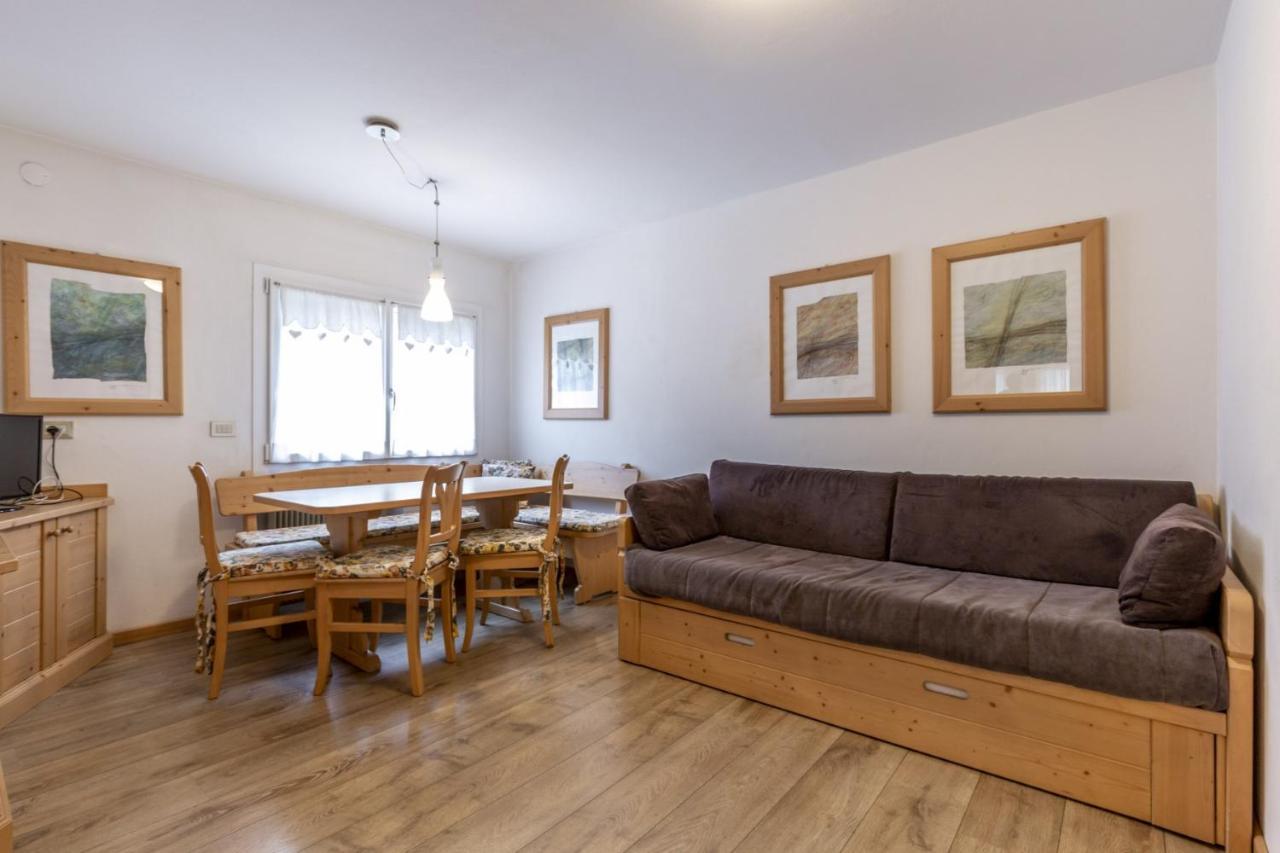 Stella Alpina Apartman Campitello di Fassa Kültér fotó